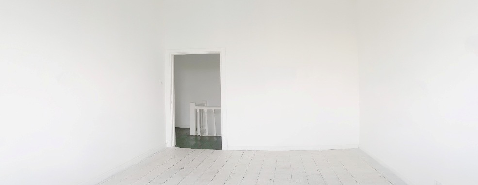 Side Gallery 2